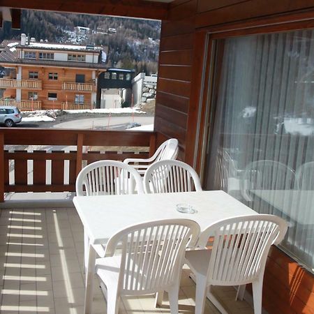 Appartement Dans Le Centre Thermal Les Sources אוברונאז מראה חיצוני תמונה